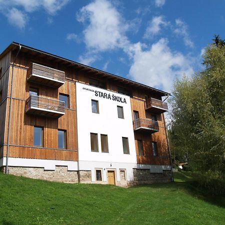 Apartman Stara Skola Vysoke nad Jizerou Luaran gambar